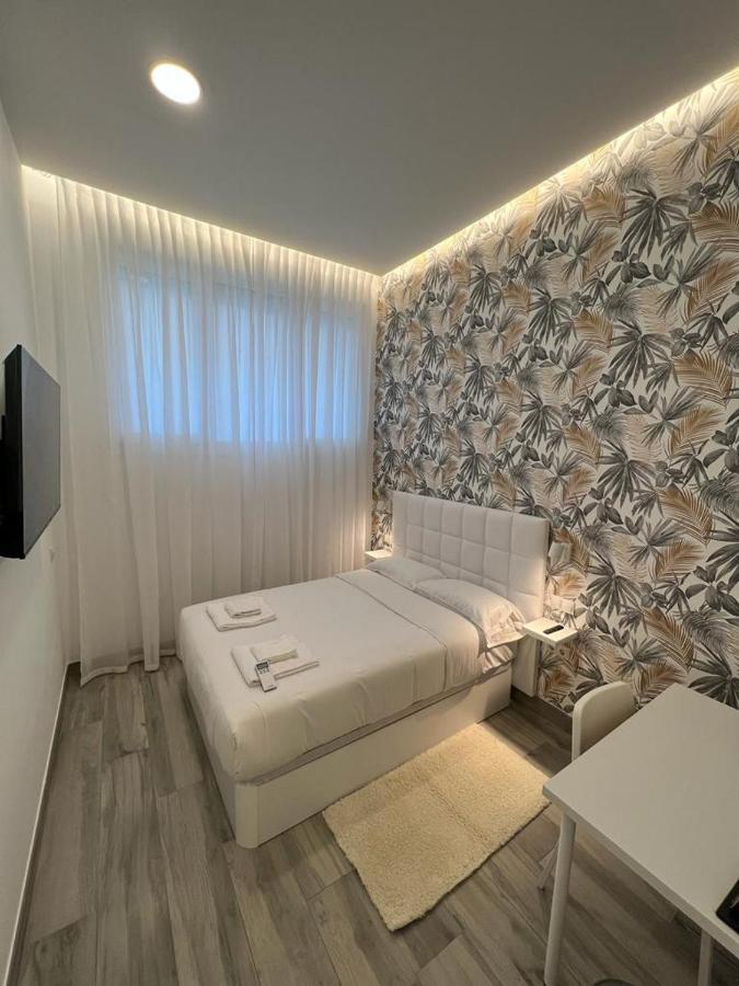 Habitacion Praga Style Madrid Exterior photo
